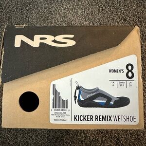 NRS Women's Kicker Remix Wetshoe - Black and Blue
